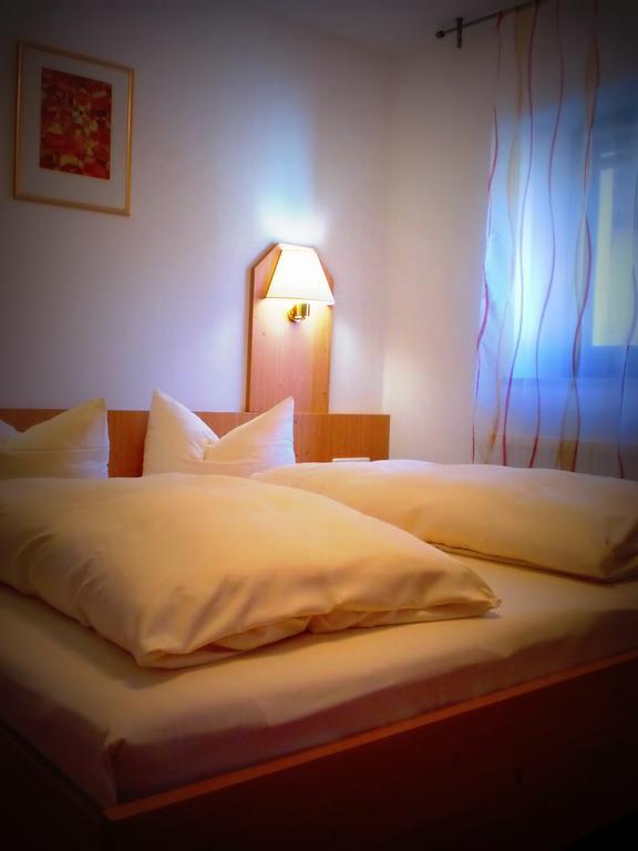 Hotel & Gaestehaus Krone Geiselwind Εξωτερικό φωτογραφία