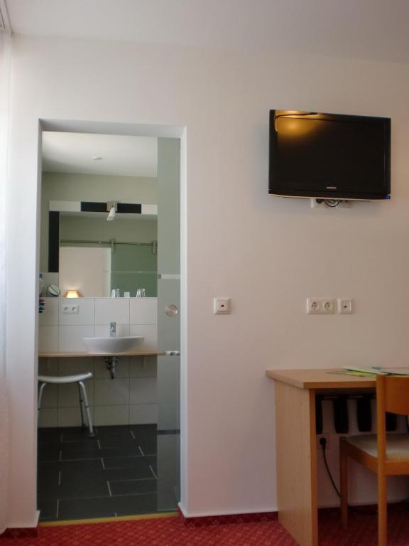 Hotel & Gaestehaus Krone Geiselwind Εξωτερικό φωτογραφία