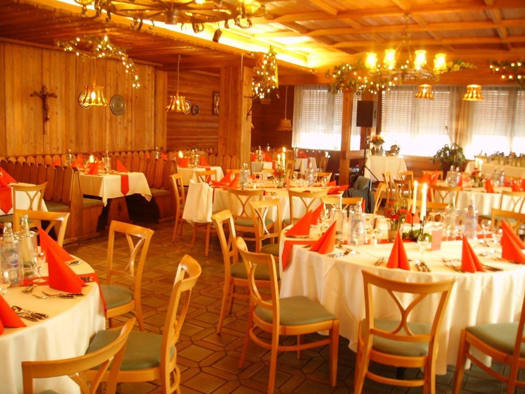 Hotel & Gaestehaus Krone Geiselwind Εξωτερικό φωτογραφία