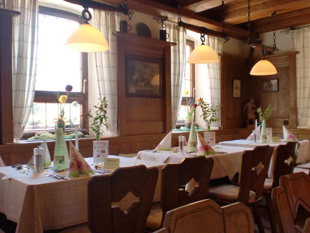 Hotel & Gaestehaus Krone Geiselwind Εξωτερικό φωτογραφία